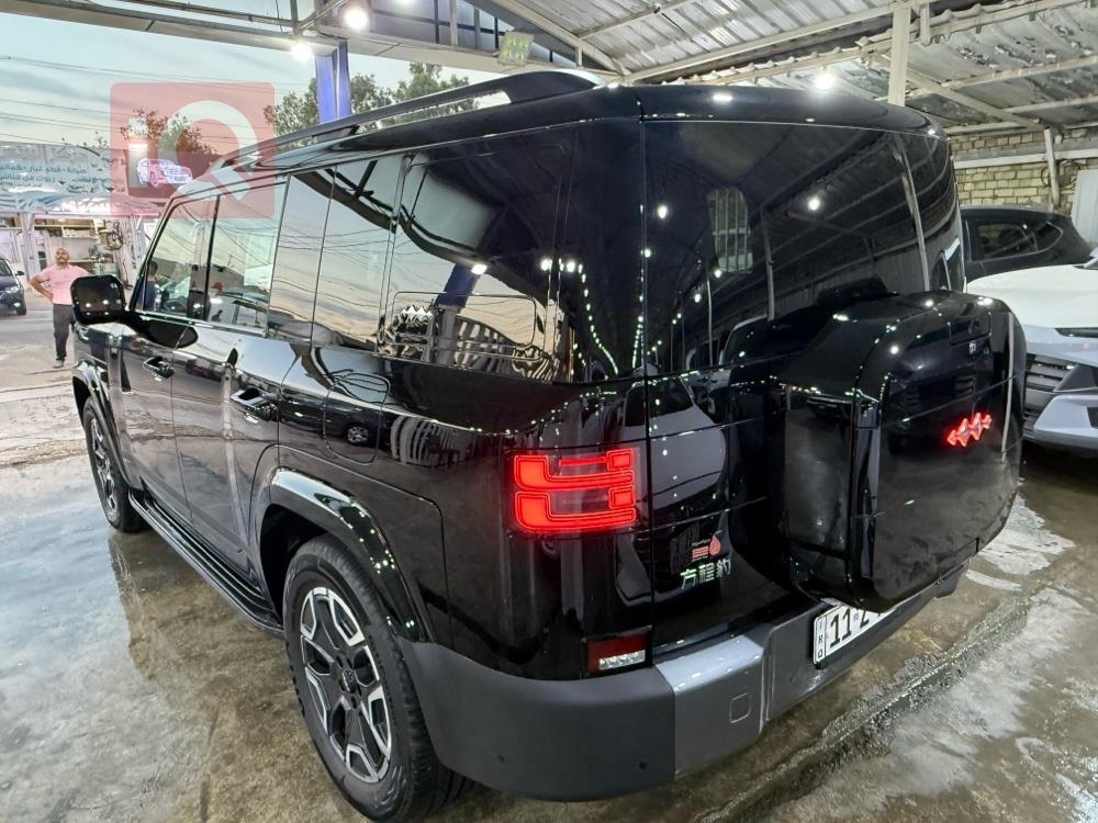 BYD Leopard 7